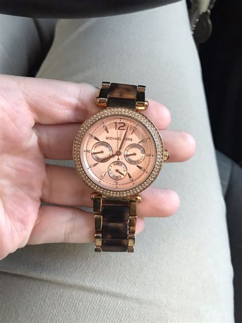 replace michael kors watch back